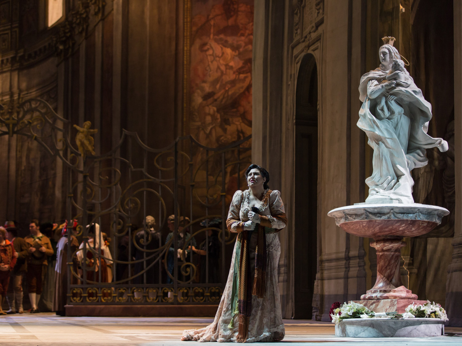 Tosca, Atto I_Anna Pirozzi (Tosca) ®Yasuko Kageyama-Opera di Roma 2015